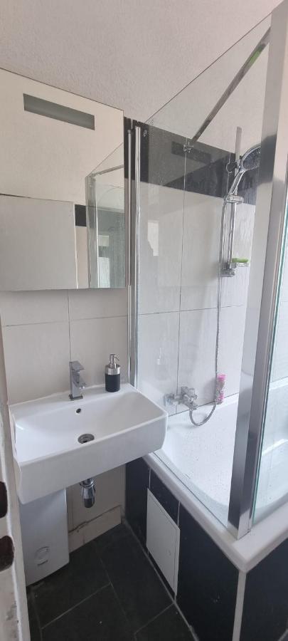 B&R Apartment In Aufsessplatz Nuremberg Luaran gambar