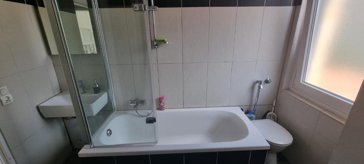B&R Apartment In Aufsessplatz Nuremberg Luaran gambar